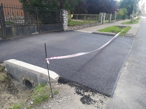 Családi házhoz vezető új bekötőút kivitelezése