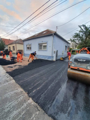 Ház előtti aszfaltozás