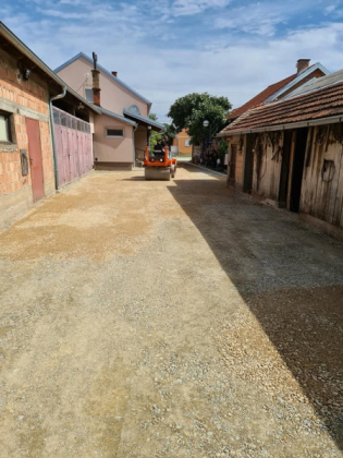 Tömörített murvás felület